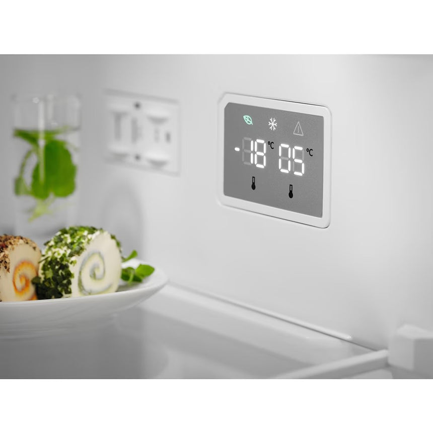Frigider combinat Electrolux LNT5ME36W1, TwinTech 600, Clasa energetica E, 360 l, H: 201 cm, Congelator inferior, Alb