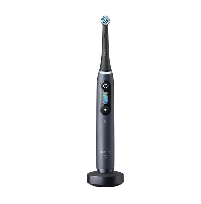 Periuta de dinti electrica Oral-B iO8 cu Tehnologie Magnetica si Micro-Vibratii, Inteligenta artificiala, Display led interactiv, Senzor de presiune Smart, Timer vizibil, 6 moduri, 1 capat, Suport rezerve, Incarcator magnetic, Trusa de calatorie, Negru