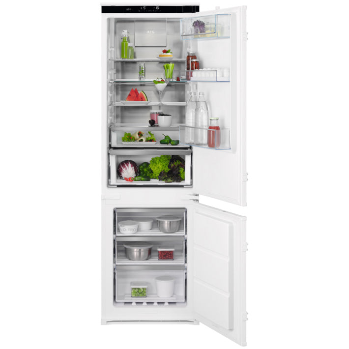 Combina frigorifica incorporabila AEG SCE818E8MS, 248 l, NoFrost, Control electronic, 178 cm, Clasa E