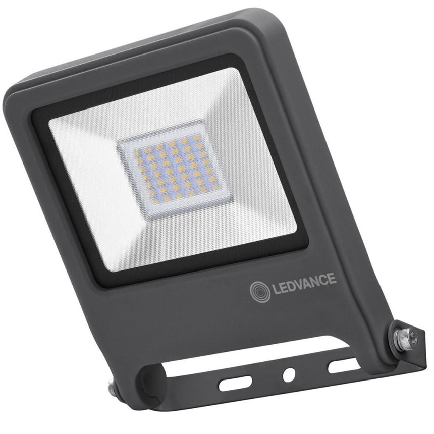 Proiector LED Ledvance Endura Flood, 30W, 2700 lm, lumina calda (3000K), IP65, Aluminiu, Negru, clasa energetica F