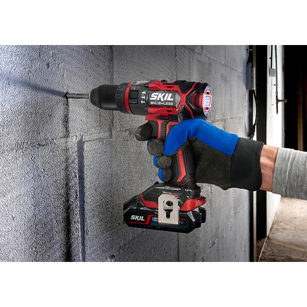 Masina de gaurit si insurubat (bormasina) SKIL 3070 AA, 20V, 2.5Ah, 1800RPM, Incarcator + Acumulator, Mandrina Rapida 13mm, Negru-Rosu