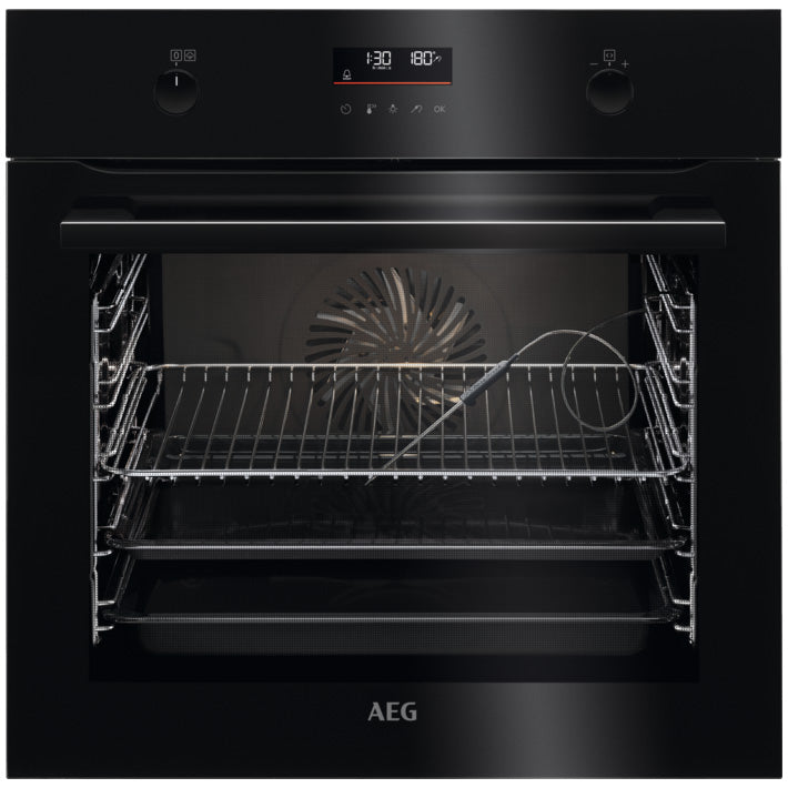 Cuptor incorporabil AEG BCE556360B, Electric, 71 l, Autocuratare catalitica, SteamBake, Grill, Timer, Clasa A+, Negru