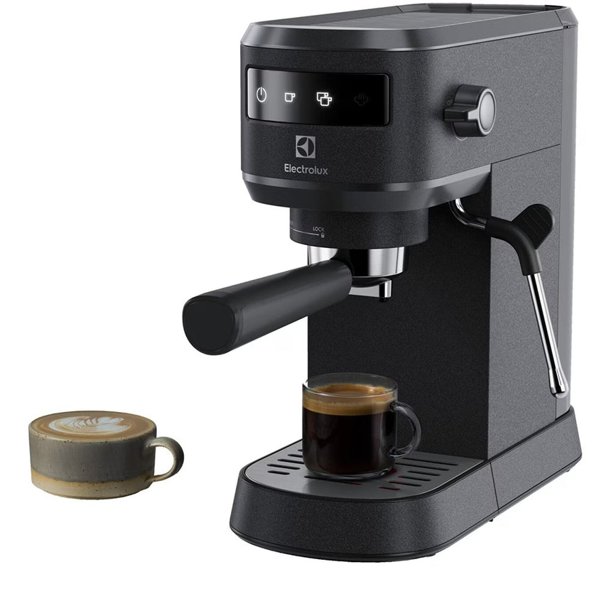 Espressor manual Electrolux Explore 6 E6EC1-B6ST, 1400W, 15 bar, 1l, suport incalzit pentru cesti, tehnologie Thermo-Block pentru incalzire rapida, Auto-Shot Volume Control, optiune apa fierbinte, notificare decalcifiere, negru