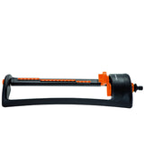 Aspersor economic cu baza metalica Fiskars, acoperire 300 - 500 mp, suprafata de udare reglabila