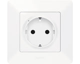 Priza inteligenta Legrand L752194, Zigbee, cu monitorizare consum, 16A, indicator LED
