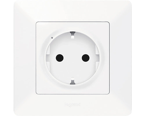 Priza inteligenta Legrand L752194, Zigbee, cu monitorizare consum, 16A, indicator LED