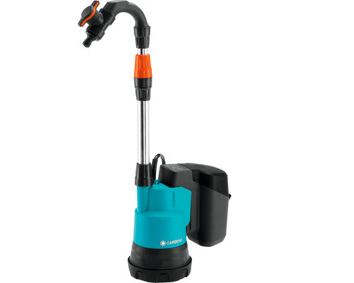 Pompa Submersibila Pe Baza De Acumulator Gardena Pentru Apa De Ploaie 250 W, 2000 L/h, H 20 M, Fara Acumulator Si Incarcator Incluse