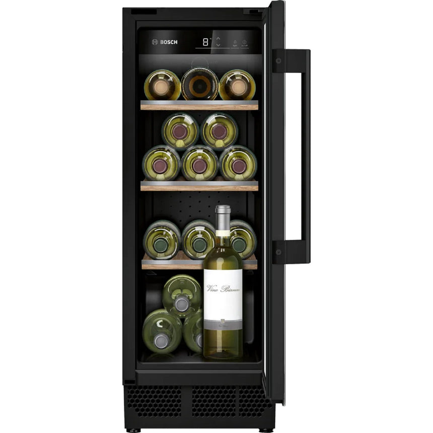 Vitrina vinuri incorporabila Bosch KUW20VHF0, 58 l, 21 sticle, Clasa F, Racire interioara dinamica cu ventilator, H 82 cm, Sticla