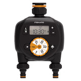 Programator pentru irigare/udare Fiskars 1054792, 2 iesiri,durata irigare 1 - 360 minute,ecran LCD,functioneaza cu baterii