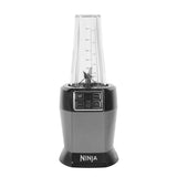 Blender Ninja BN495, 1000W, 0.7L, 2 programe Auto-IQ, 2 programe manuale, 2 recipiente To Go Tritan, sistem cu 1000 cicluri de zdrobire a ghetii, lame Pro Extractor brevetate pentru rezultate fine si rapide, design compact si modern, gri/negru