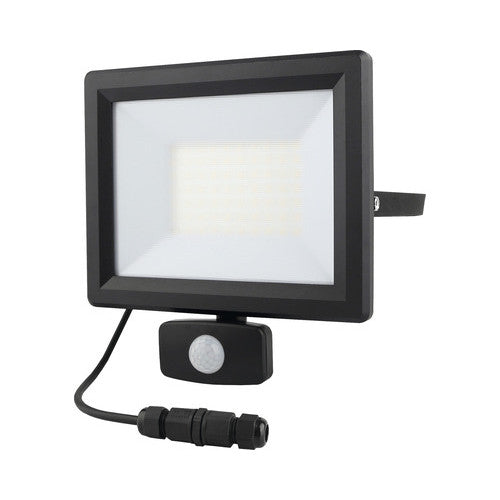 Proiector cu LED integrat Luceco 50W 4000 lumeni IP65, senzor de miscare, lumina neutra
