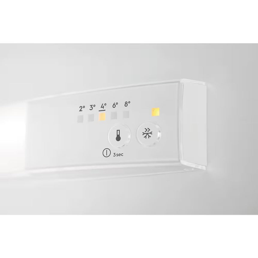 Combina frigorifica incorporabila Electrolux LNS5LE18S, 271 l, Usa reversibila, Control electronic, Ventilator, Clasa E, H 178 cm
