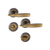 Maner usa interior, Hoppe Vitoria, cu rozeta pentru baie, material alama, bronz antic, 123x52mm