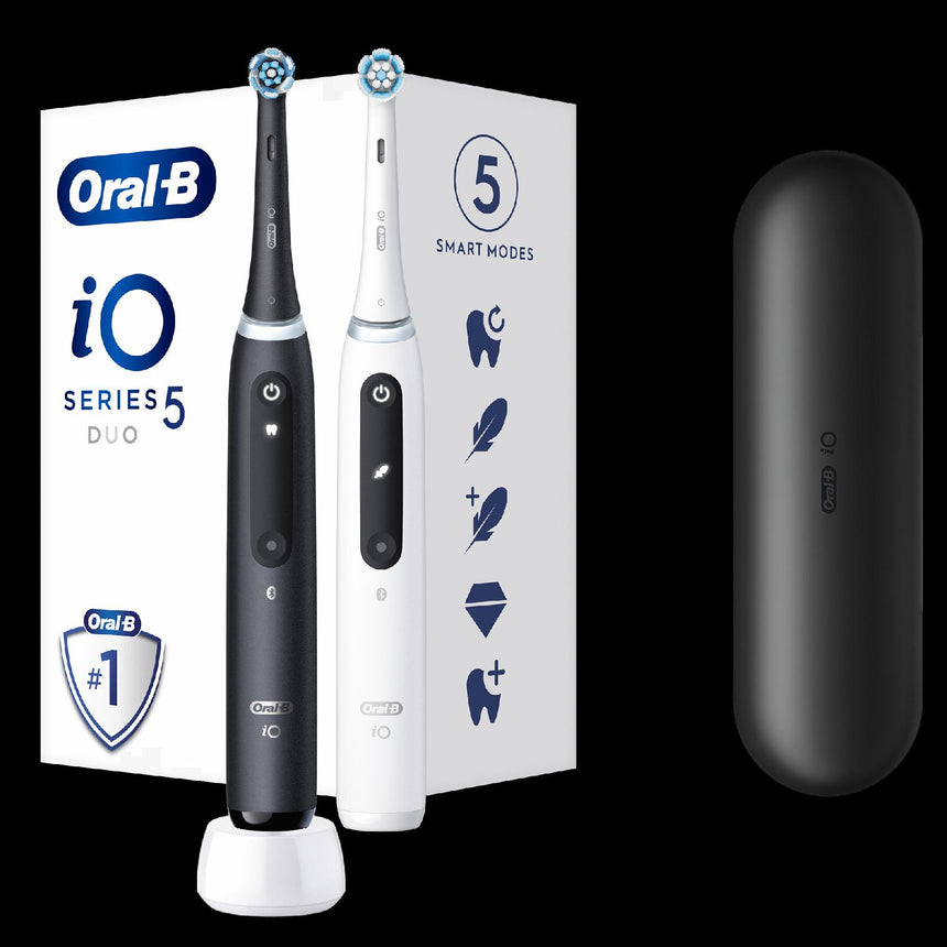 Set 2 x Periuta de dinti electrica Oral-B iO5 cu Tehnologie Magnetica si Micro-Vibratii, Inteligenta artificiala, Display conversational, Senzor de presiune Smart, 5 moduri, 2 capete, 1 incarcator, Alb/Negru